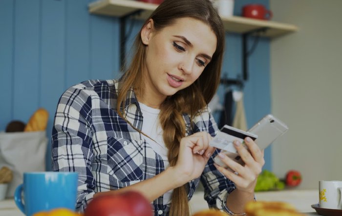 Article Image for Digital Wallets and Financial Management for Freelancers
