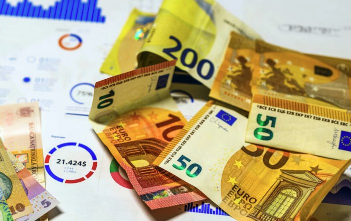 Article Image for Embedded Finance Spreads Across Multiple Industries