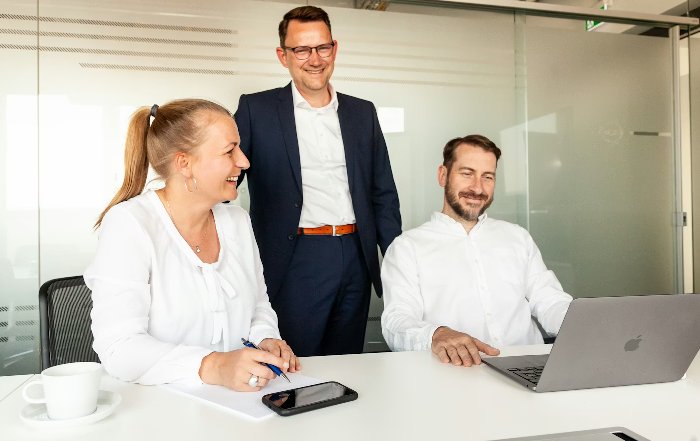 Article Image for Fintech Partnerships Between Banks and Startups