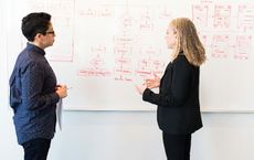 Article Image for The Role of Consultants in Fintech Implementation